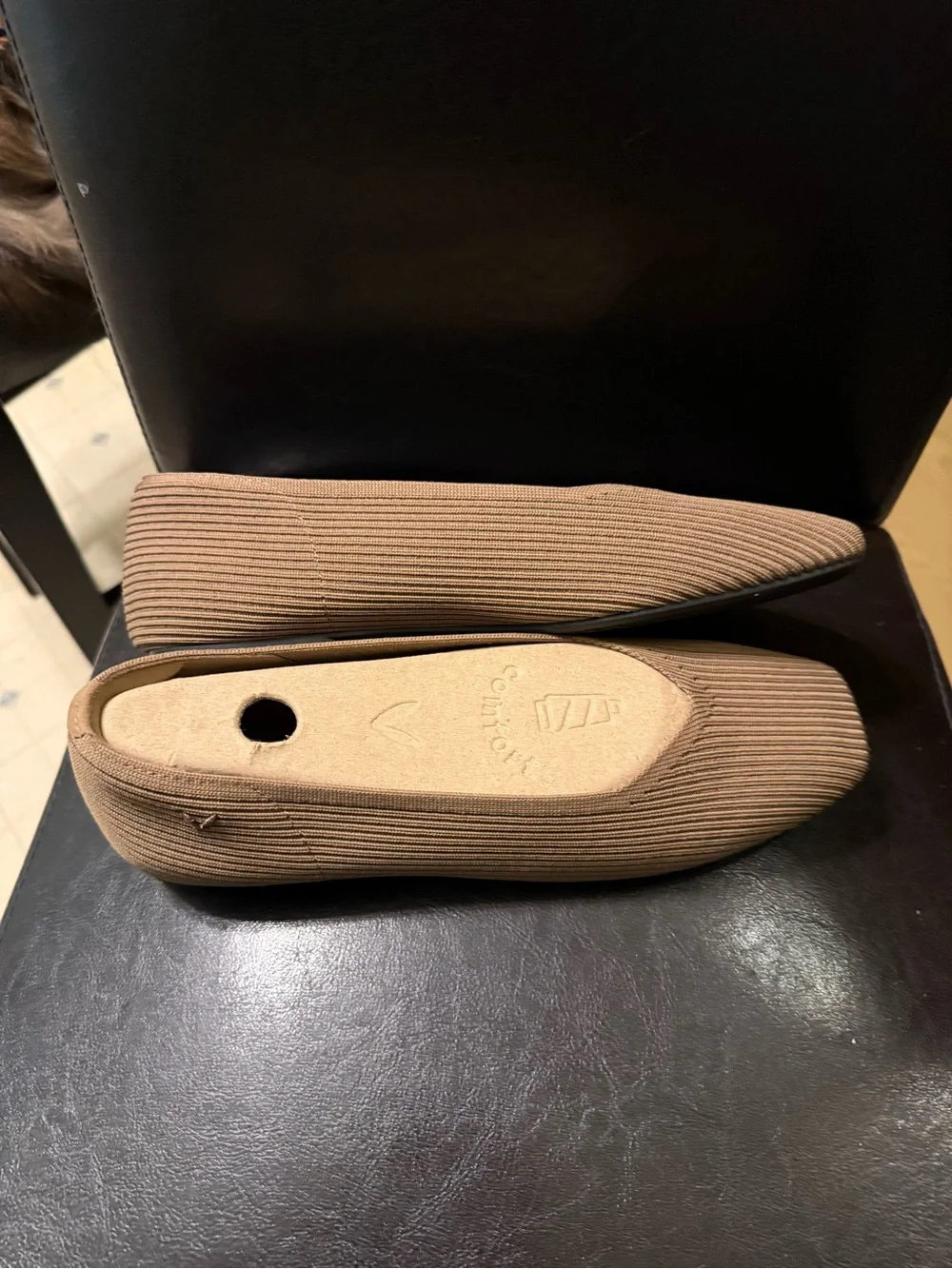 VIVAIA Women's Ribbed Ballet Flats in Taupe